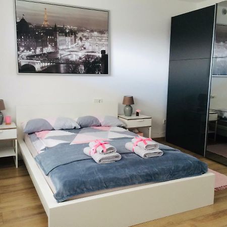 Sulzbach  Neu! Top Apartment! 7Km Saarbruecken! Terrasse, Garten! מראה חיצוני תמונה
