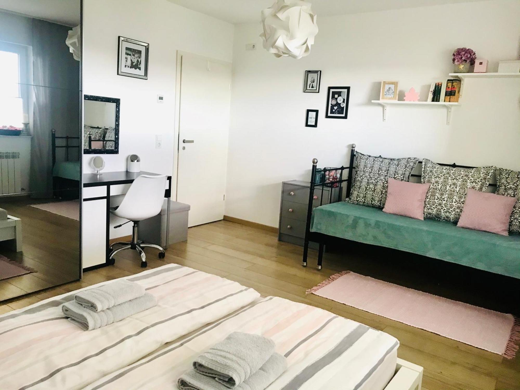 Sulzbach  Neu! Top Apartment! 7Km Saarbruecken! Terrasse, Garten! מראה חיצוני תמונה