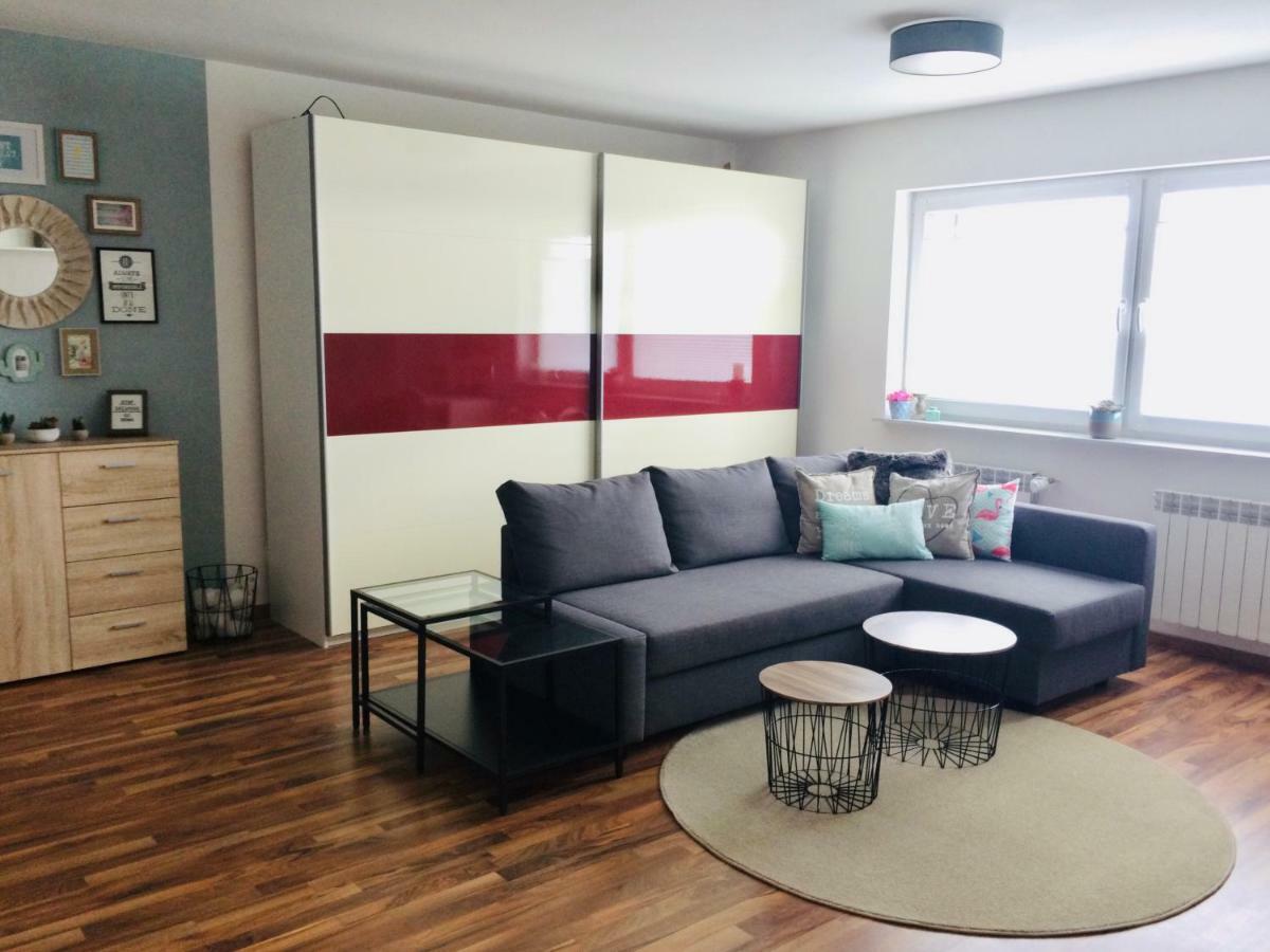 Sulzbach  Neu! Top Apartment! 7Km Saarbruecken! Terrasse, Garten! מראה חיצוני תמונה